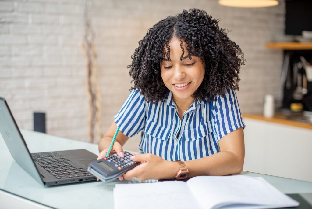Using calculator calculate rental pricing
